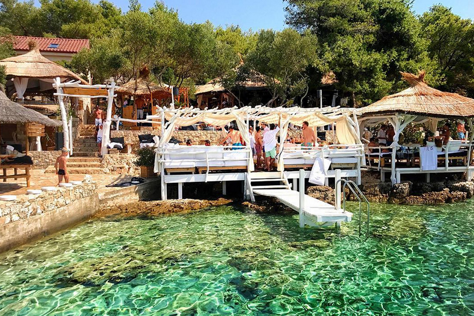 5 Must-Visit Seaside Lounge Bars and Restaurants in Croatia